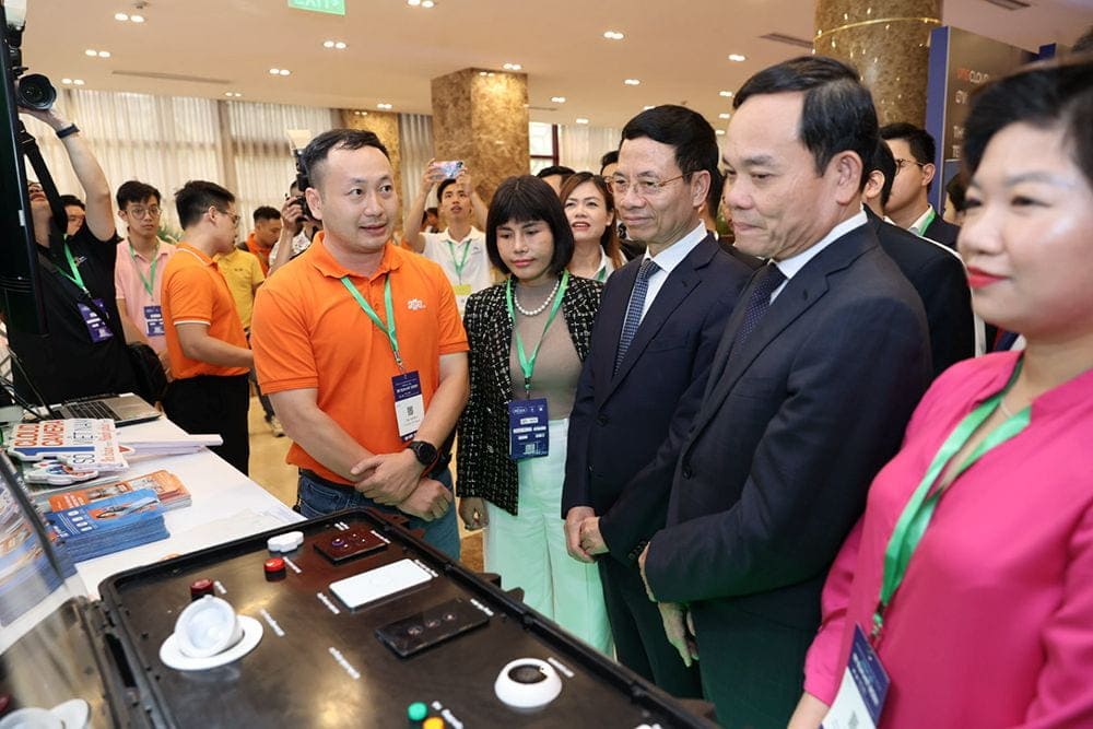 FPT-Smart-Home-tai-DxSummit-2