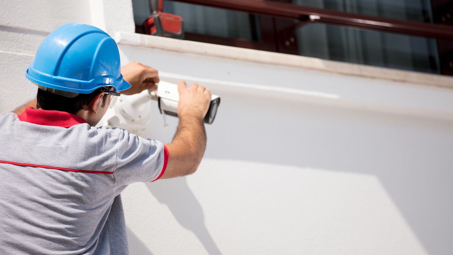 Ưu điểm khi lắp camera an ninh giám sát chống trộm Play 4 cho gia đình và cửa hàng