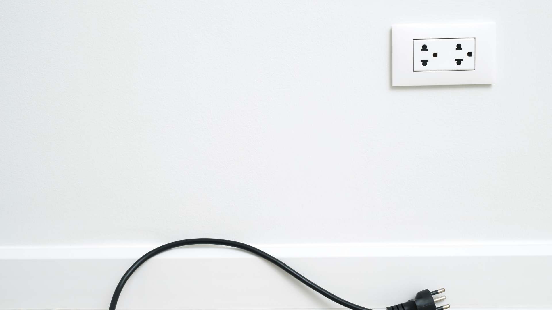 Ổ cắm thông minh Wi-Fi là gì, dùng để làm gì? - FPT Smart home Ưu điểm vượt trội của ổ cắm thông minh Wi-Fi