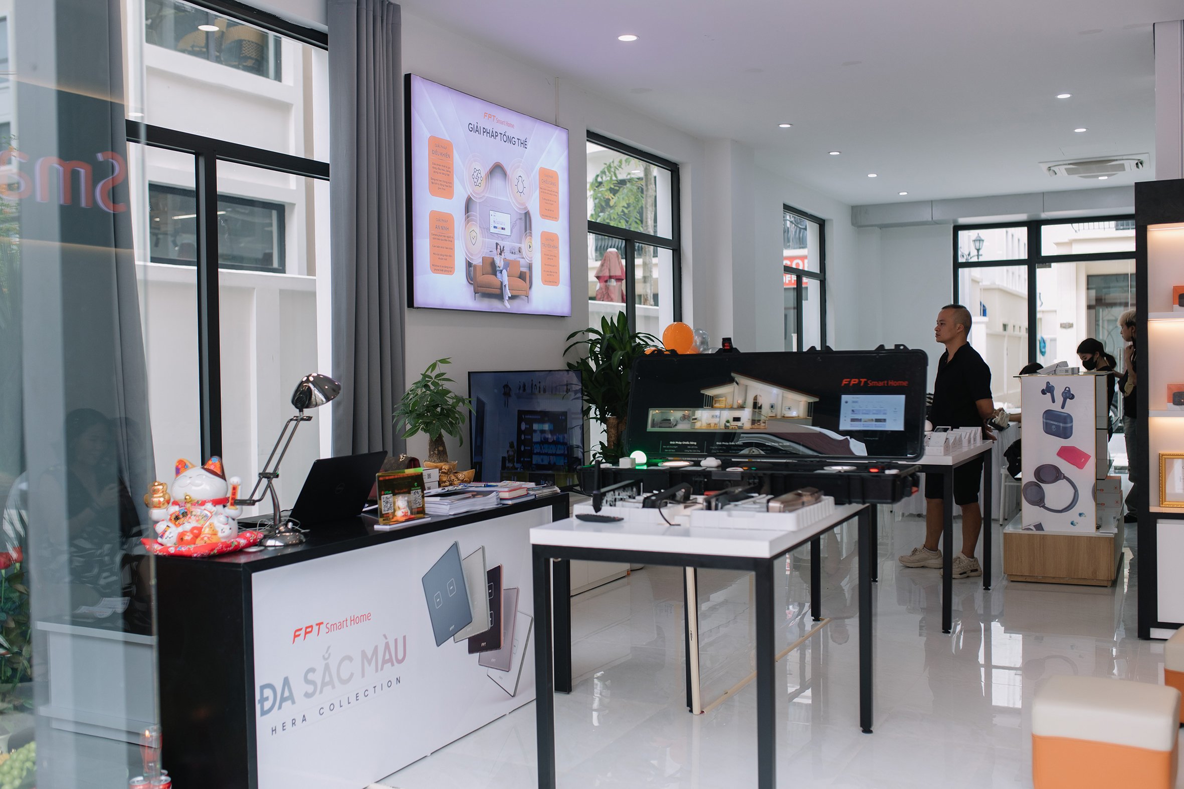 fpt-smart-home-lien-tuc-khai-truong-hang-loat-cua-hang-chinh-hang-khap-3-mien